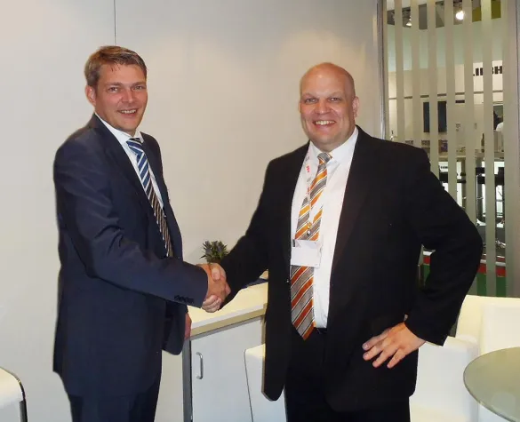 LOEWE MARINE und HATLAPA gründen Premium Partnerschaft Bild: LOEWE MARINE und HATLAPA gründen Premium Partnerschaft