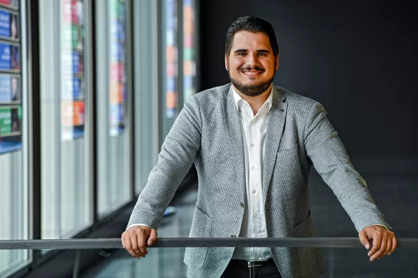 Bild: „Ich kann es noch live und in Farbe“ erneuter Weltrekord für Speaker Tobias Epple