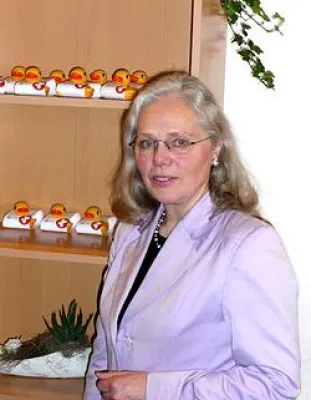 Pflegekurse für Angehörige: Betreuung Demenzkranker in Spenge Bild: Pflegekurse für Angehörige: Betreuung Demenzkranker in Spenge