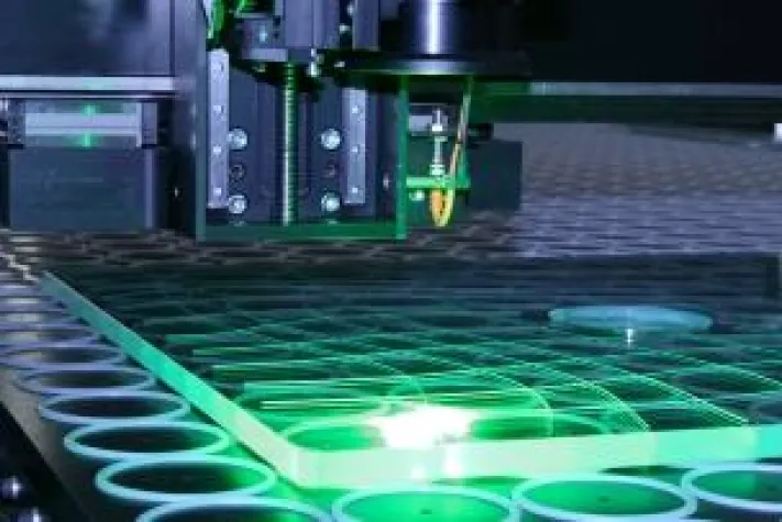 Bild: Cerion - Industrielle Glasveredelung vom Feinsten