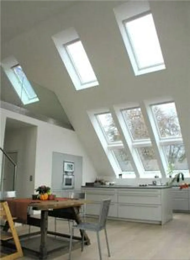 Licht und Raum für Ihre Küche unter dem Dach