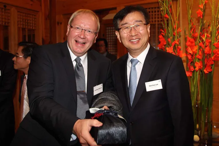 Bild: Drive Geschäftsführer beim Green Energy Leaders Meeting in South Korea