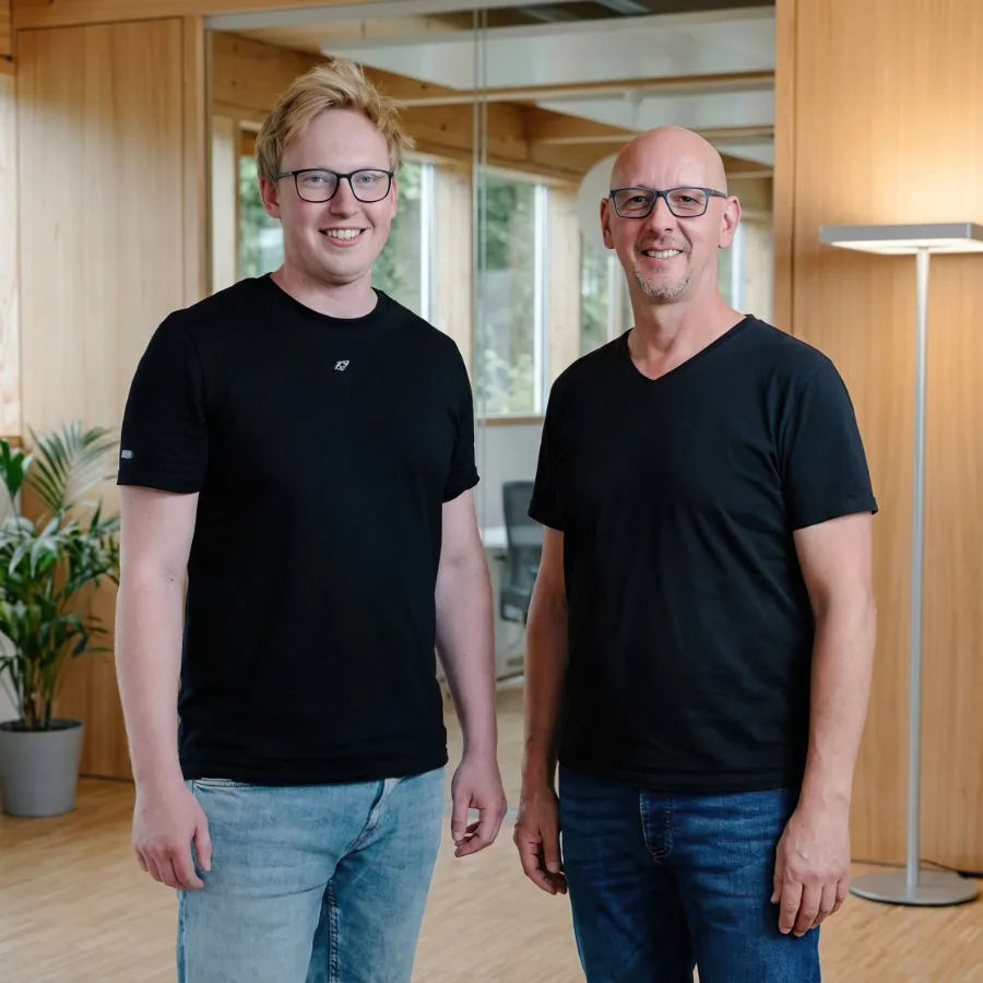 Florian Baader (CEO meinGPT) und Sven O. Rimmelspacher (Geschäftsführer Pickert GmbH) (© Pickert/meinGPT)