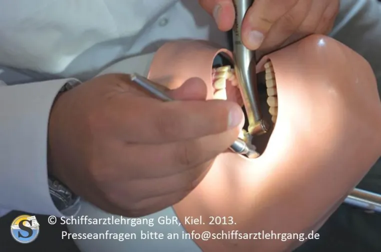 Bild: Notfall-Zahnmedizin für Humanmediziner – Eine besondere Fortbildung für Schiffsärzte und Expeditionsmediziner
