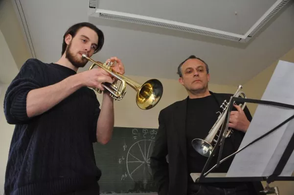 Bild: Bewerbungsschluss für die Berufsfachschule für Musik Fachrichtung Rock/Pop/Jazz in München