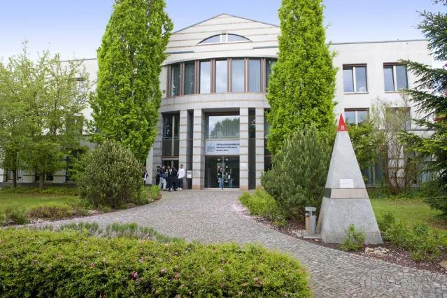 „Schlecker-Frauen“ schaffen Sprung zurück in Arbeit Bild: „Schlecker-Frauen“ schaffen Sprung zurück in Arbeit