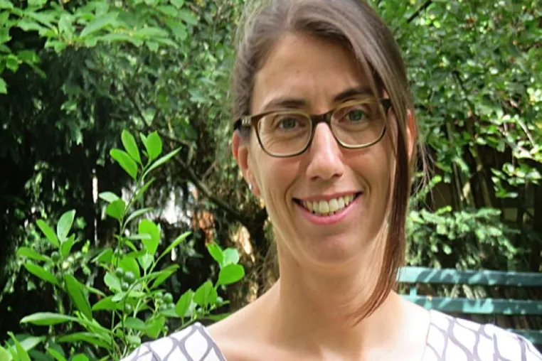 Dr. Barbara Schormair erhält ersten Lilo-Habersack-RLS-Nachwuchsforscherpreis Bild: Dr. Barbara Schormair erhält ersten Lilo-Habersack-RLS-Nachwuchsforscherpreis