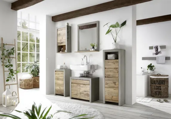 Bild: Extravaganter Materialmix für das Wohlfühlbad