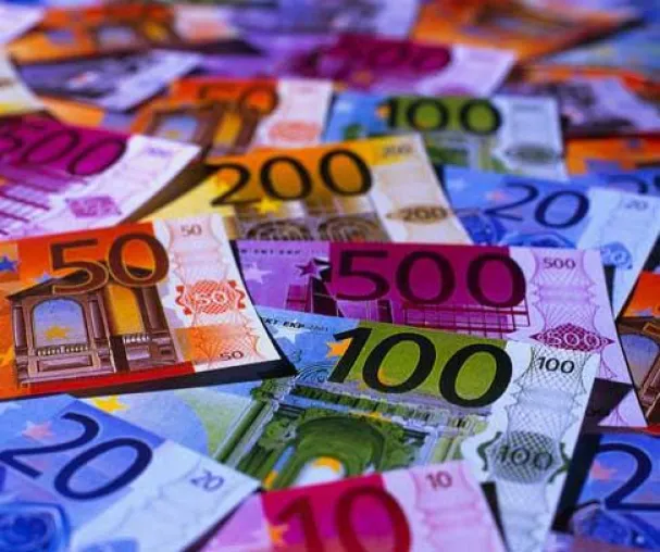 Neue Immobilien- und Finanzdienstleistungs-Seite Bild: Neue Immobilien- und Finanzdienstleistungs-Seite
