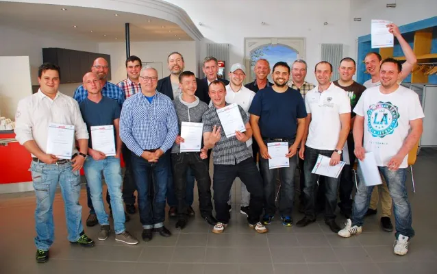 14 neue Vorarbeiter im Stuckateur-Handwerk Bild: 14 neue Vorarbeiter im Stuckateur-Handwerk