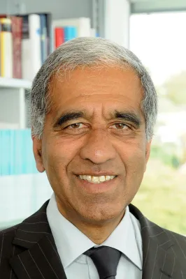 Bild: Autorenlesung im mariCUBE Prof. Dr. Mojib Latif „Warum der Eisbär einen Kühlschrank braucht“