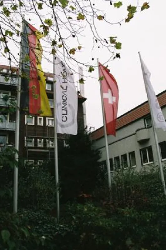Clinical House Europe entwickelte mit Schweizer Know-How ein Implantat zur Prävention von Periimplantitis