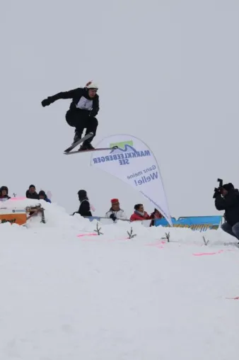 Bild: Skisprungmärchen am Sankt Auenhain verzauberte ganz Markkleeberg