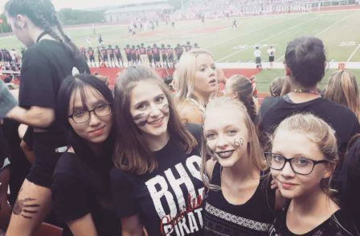 Schüleraustausch 2017/18: Jetzt informieren © ec.se GmbH