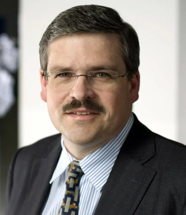 Dr.-Ing. Robert Wassmer heißt der neue Präsident der international agierenden MAG Industrial Automation Systems