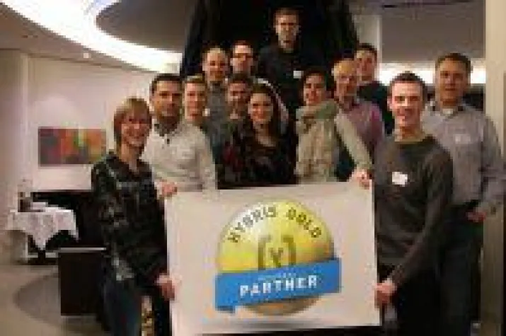 Bild: "Golden Christmas": maihiro wird Gold Partner von SAP Hybris