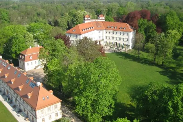 Schloss Lübbenau im Spreewald wird zur Opernkulisse Bild: Schloss Lübbenau im Spreewald wird zur Opernkulisse