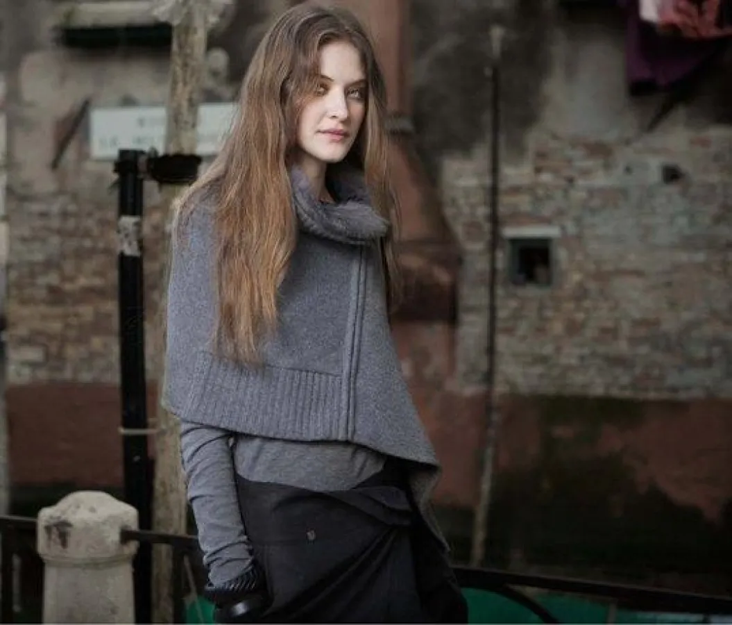 Anschmiegsames Cape aus schmeichelndem Kaschmir