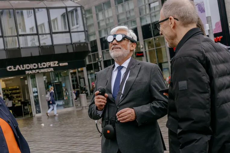 Feldforschung Bochum: ARIZON testet Social-AR für die Innenstadt der Zukunft Bild: Feldforschung Bochum: ARIZON testet Social-AR für die Innenstadt der Zukunft