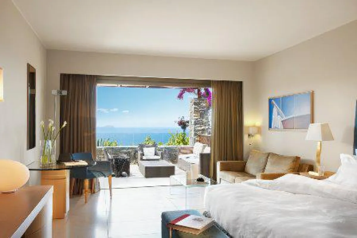 © Daios Cove Luxury Resort & Villas