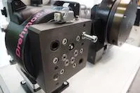 Bild: ROEMHELD stellt neues Schnellwechsel- und Kupplungssystem für Drehmodule vor