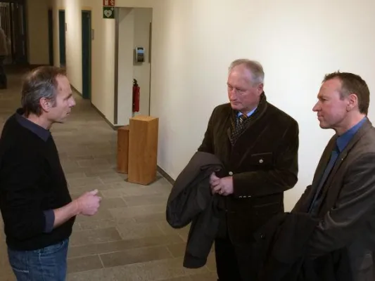 Bild: August Schuler zu Besuch bei der Stiftung Liebenau