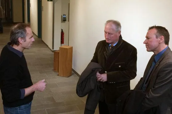 Bild: August Schuler zu Besuch bei der Stiftung Liebenau