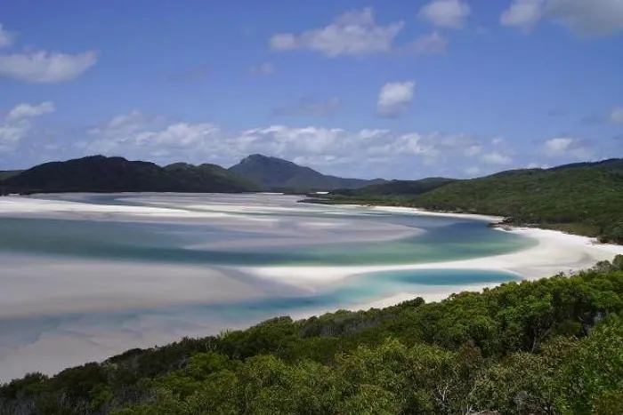Bild: Under Down Under – The Apple Island