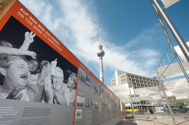 Bild: Themenjahr 2009 – 20 Jahre Mauerfall - Höhepunktveranstaltungen in Berlin