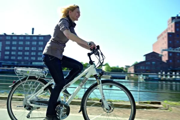 Bild: Weltumwelttag: Fast 25 Mio. PkW-Pendler könnten aufs E-Bike umsteigen (mit Bild)