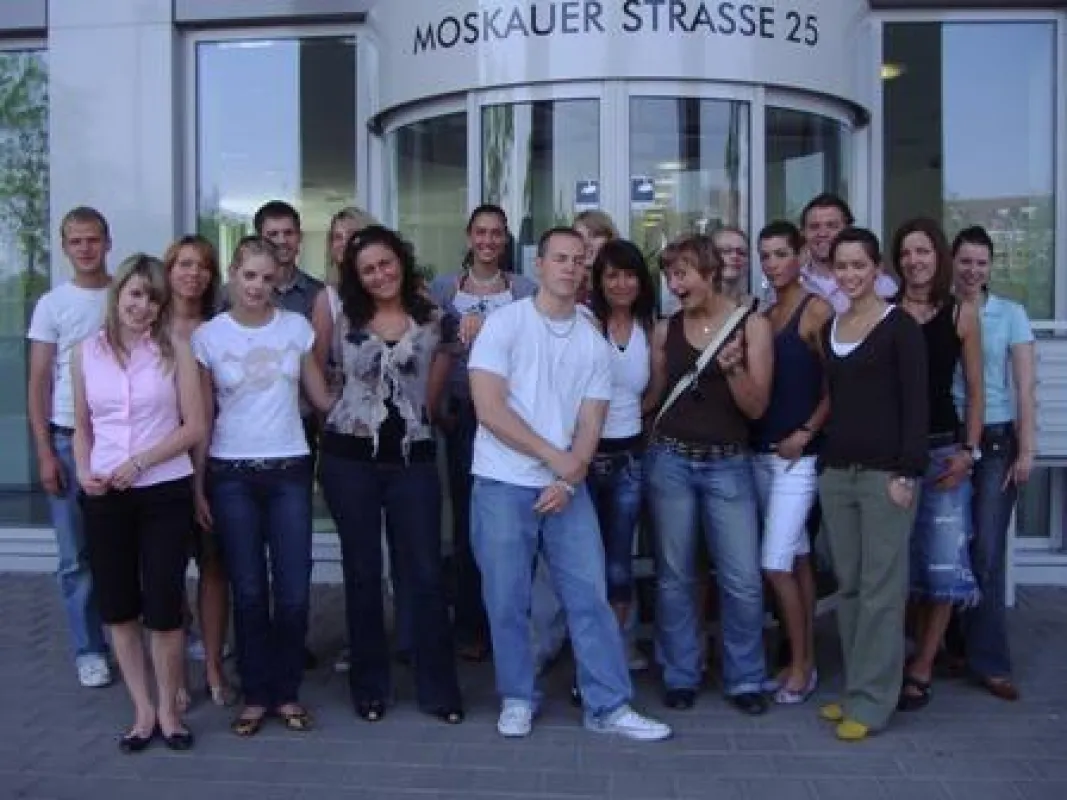 Der Düsseldorfer Aprilkurs freut sich auf seine Ausbildung zum Diplom- Eventmanager.