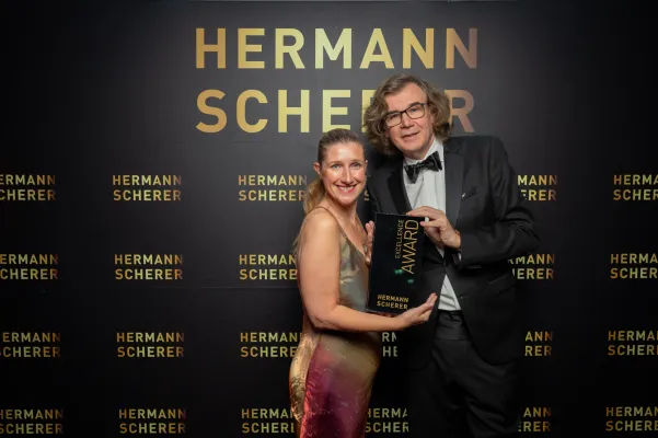 Bild: Leipzigerin gewinnt Award beim internationalen Speaker Slam – Mut statt Anpassung