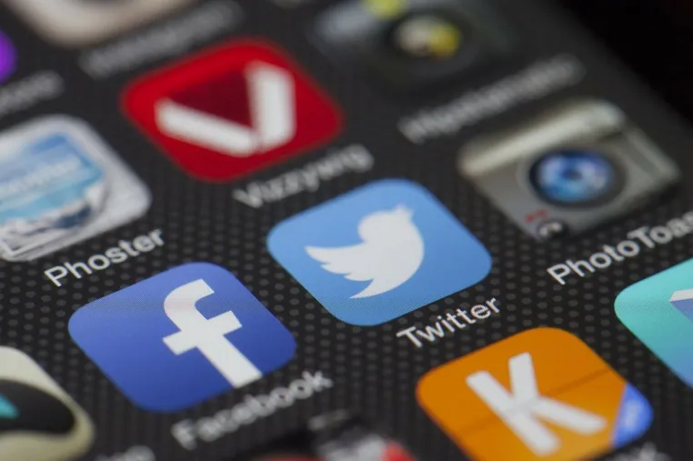 Bild: Die 7 wichtigsten Gesetzmäßigkeiten, für erfolgreiches Social-Media-Marketing