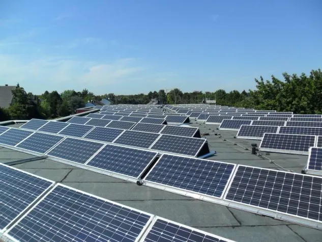 Bild: Einweihung der Bürgersolaranlage in Köln-Weiß am 14.07.2011