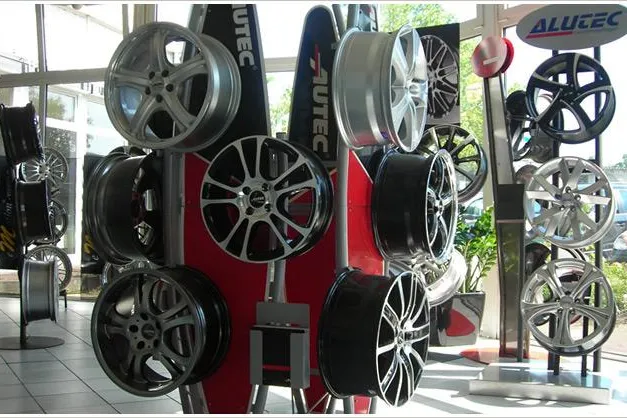 Bild: Stylische Felgen von Reifen Schatz für den Tuning-Sommer 2010
