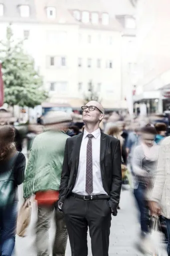 Markus Grimm „Wo bitte geht´s zum Leben – eine kabarettistisch-philosophische Spurensuche“ Bild: Markus Grimm „Wo bitte geht´s zum Leben – eine kabarettistisch-philosophische Spurensuche“