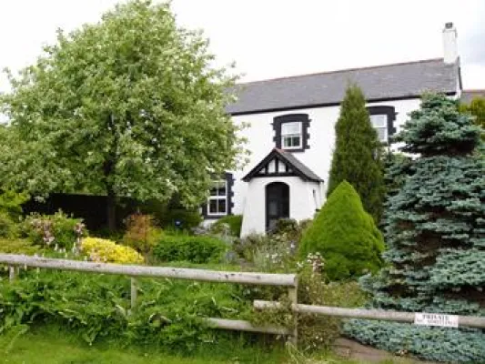 Bild: Kochkurse auf dem Weingut Llanerch Vineyard in Wales