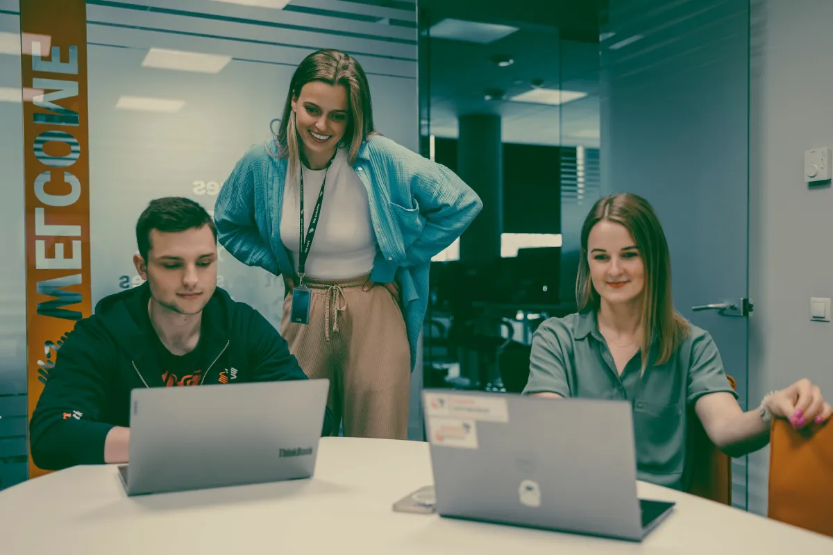 Present Connection bietet Softwareentwicklung und Nearshoring nun auch im DACH-Markt