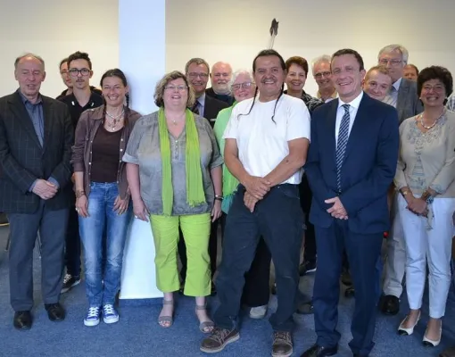 Bild: Campus HdWM: Lakota-Sioux-Führer „Red Cloud“ führt Diskurs mit Wissenschaftlern über Nachhaltigkeit