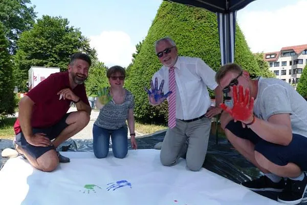 Bild: Mittendrin-Fest: Gewitter war gestern, Miteinander ist heute