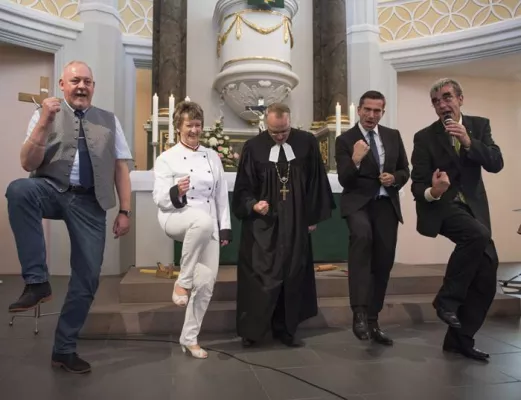 Bild: Große deutschlandweite Spendenaktion startet in die heiße Phase - Gottesdienst feiert die Aktion „5.000 Brote“