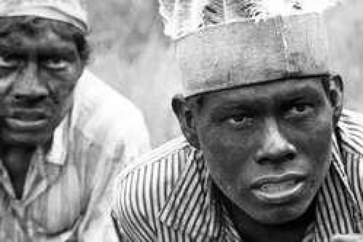 Zwei Guarani-Indianer aus Brasilien. ©João Ripper/Survival