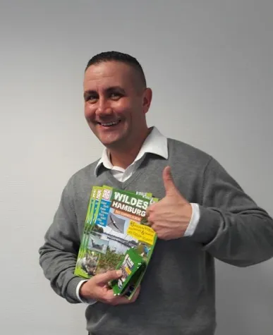 Bild: “Wildes Hamburg!” - Tierschutzpartei sagt “Daumen hoch” zum Stickeralbum