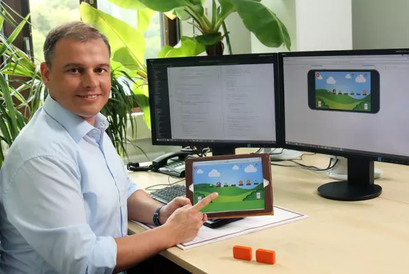 Mit den Füßen steuern: Neues Computerspiel für die Thrombose-Vorsorge Bild: Mit den Füßen steuern: Neues Computerspiel für die Thrombose-Vorsorge