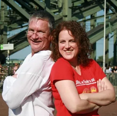 „Back to Love“: Ein Wochenendworkshop mit viel Herz, Spaß und Halloween-Party. Bild: „Back to Love“: Ein Wochenendworkshop mit viel Herz, Spaß und Halloween-Party.