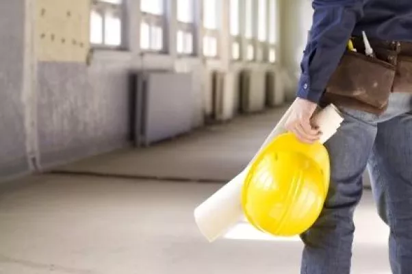 Bild: Ohne Berufsunfähigkeits-Versicherung fast schutzlos - Knapp die Hälfte aller jungen Männer wird berufsunfähig