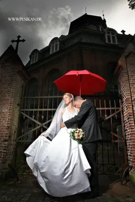 Bild: Trotz Regen, tolle Hochzeitsbilde