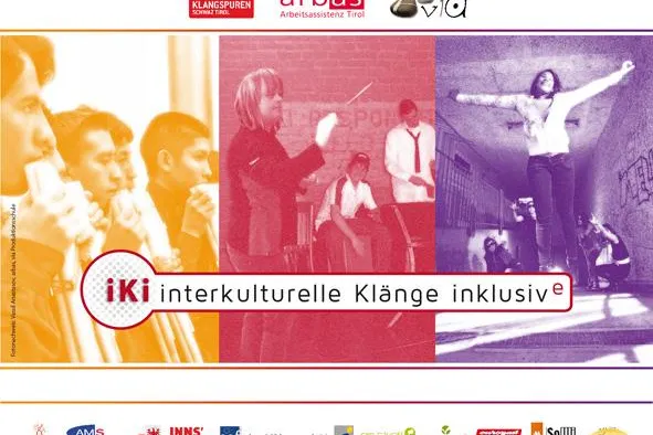 Bild: Aufführung und Abschlusspräsentation des Workshops iKi interkulturelle Klänge inklusive