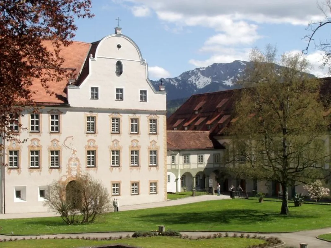 Benediktbeuern: Landschaftlich und kunsthistorisch interessant