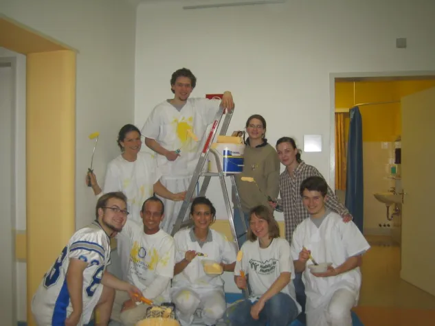 Bild: „Rotaract Club Lübeck streicht für seine UNI“